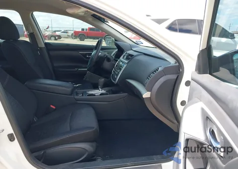 2016 Nissan Altima 2.5/2.5 S/2.5 Sl/2.5 Sr/2.5 Sv z USA, uszkodzony, nr VIN 1N4AL3AP3GC191002